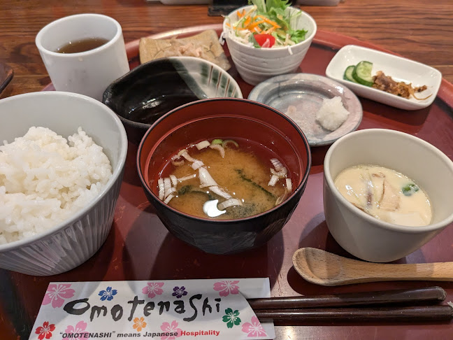 Opinii despre 月の庭 în 名古屋市 - 飲食業