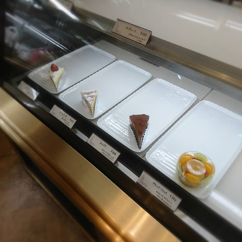 Comentarii opinii despre ベルフィーユ