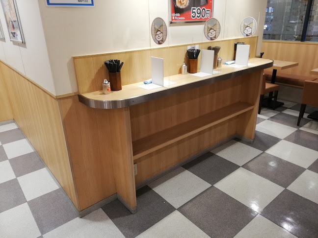 Comentarii opinii despre 名代 箱根そば 町田店