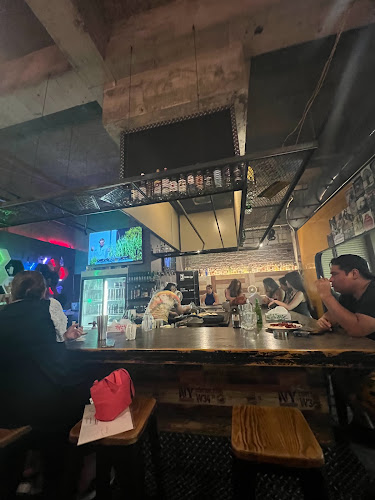 Grill & Bar MIRASANA - 飲食業