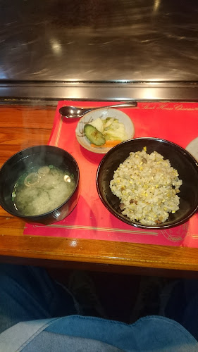 〒760-0040 香川県高松市片原町１−１１