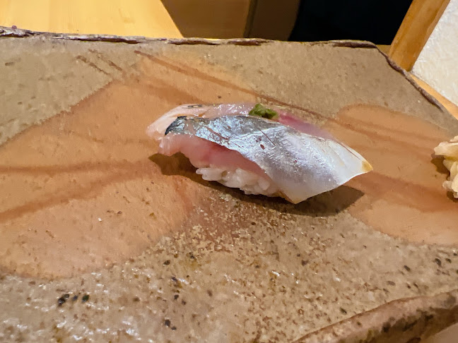 鮨まつ本 - 飲食業