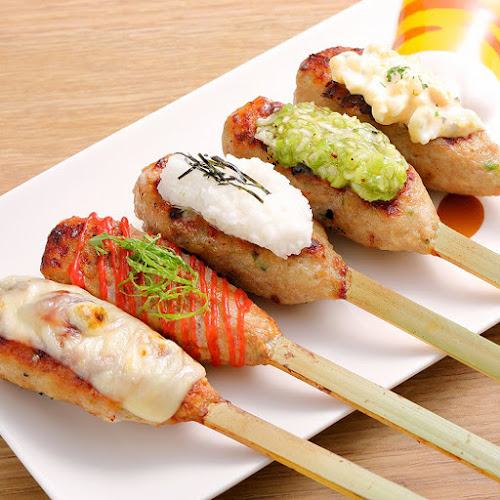 焼鳥・串カツ&飲み放題 たま 駅前通り店 - 飲食業