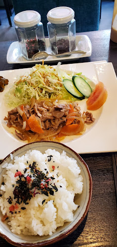 Opinii despre カフェー în 名古屋市 - 飲食業