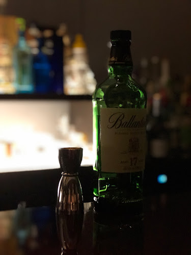 Bar Mano - 飲食業