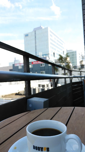 Opinii despre ドトールコーヒーショップ エキア北千住店 în 足立区 - 飲食業