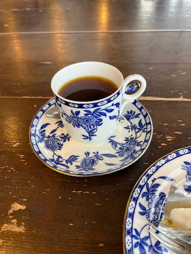 Comentarii opinii despre 愛都梨絵（アトリエ）