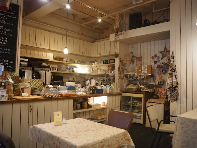 Opinii despre パンカフェ スワロウテイル în 大阪市 - 飲食業