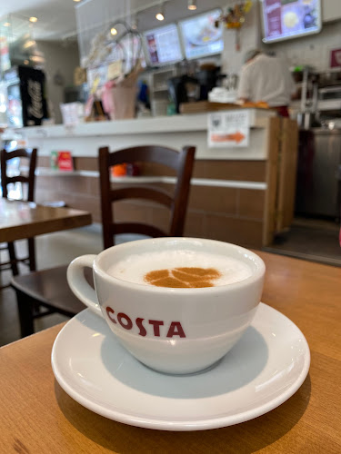 Cafe Dining&Bar FLAT カフェ ダイニングバー フラット