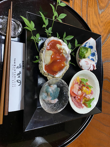 〒930-0066 富山県富山市千石町２丁目５−１２