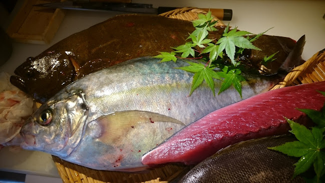 Comentarii opinii despre 寿司ダイニング 阿閦亭