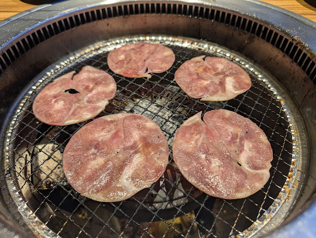 Comentarii opinii despre 熟成焼肉いちばん 瀬谷阿久和店