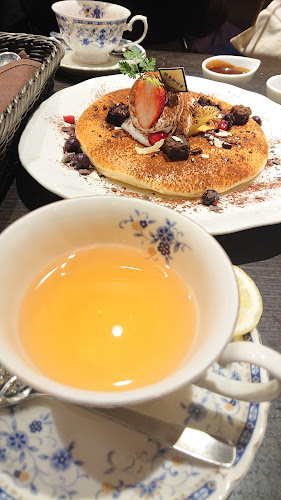 〒104-0061 東京都中央区銀座４丁目２−１４ DK銀座ビル 2F