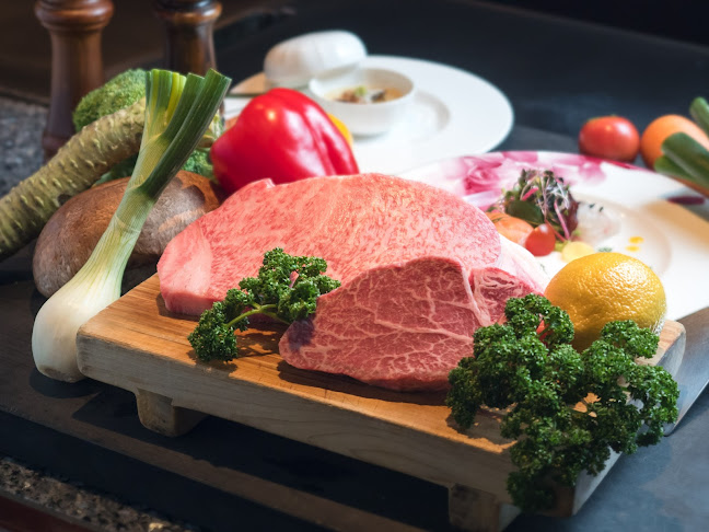 Opinii despre 神戸牛 ステーキ レストラン モーリヤ 三宮店 în 神戸市 - 飲食業