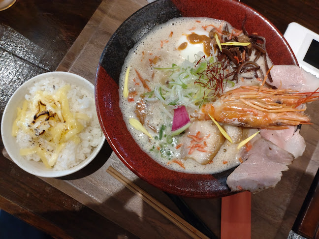 Comentarii opinii despre 海老そばとwine PARMI