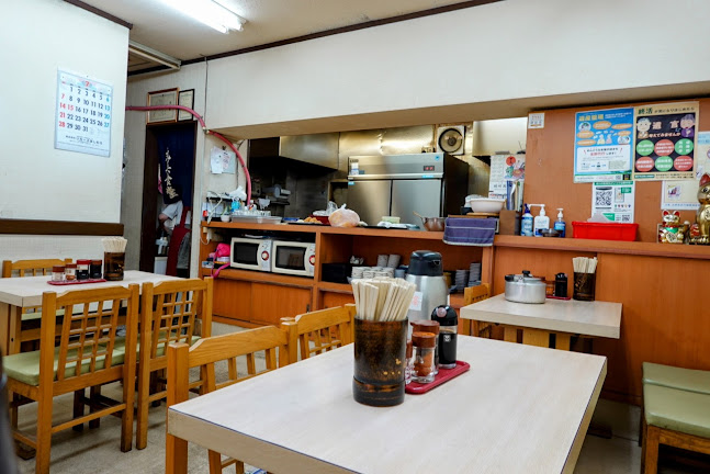 丸美食堂本店駅前店