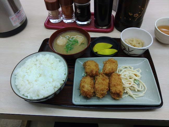 Opinii despre 丸美食堂本店駅前店 în 伊丹市 - 飲食業