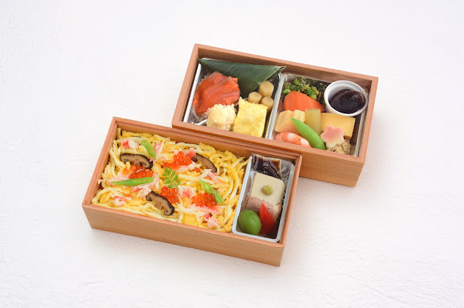 〒802-0007 福岡県北九州市小倉北区船場町１−１ 小倉井筒屋BF1