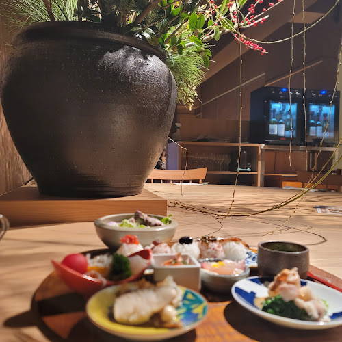 Opinii despre 地産美食の小皿料理 農絆卓恵 în 大阪市 - 飲食業