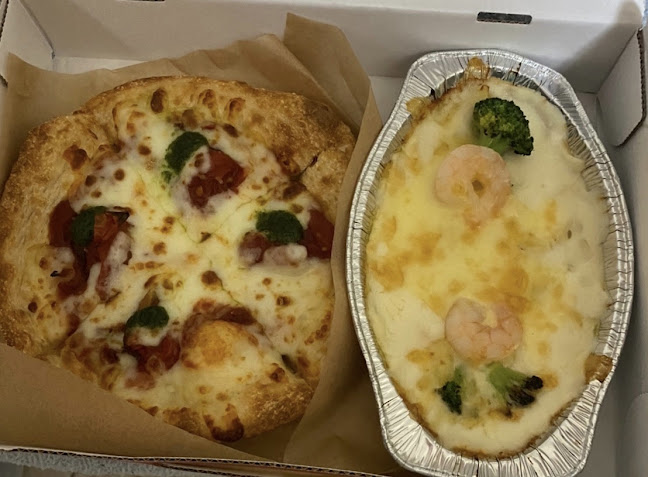 Comentarii opinii despre ピザハット 旭川4条通店