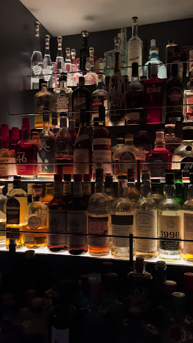 THE ROAM BAR - 福岡市