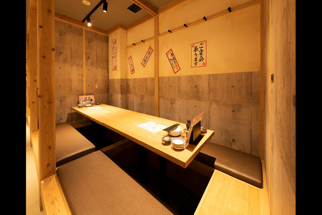 Comentarii opinii despre 屋台屋 博多劇場 調布店