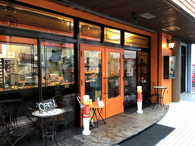 〒901-2132 沖縄県浦添市伊祖２丁目３０−１１