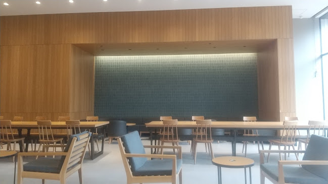 Opinii despre スターバックス コーヒー 名古屋則武新町1階店 în 名古屋市 - 飲食業