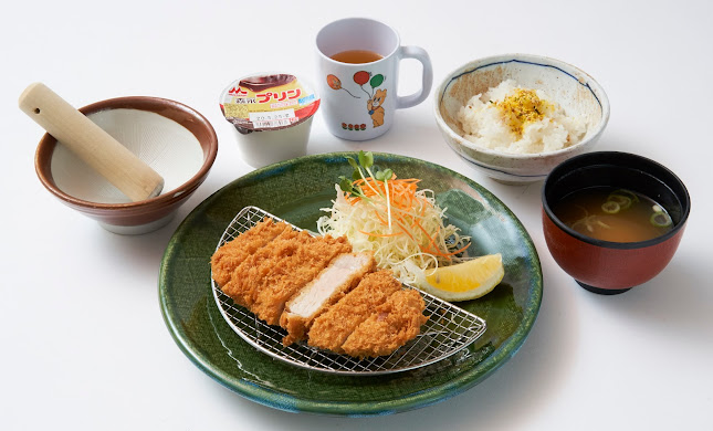 〒417-0047 静岡県富士市青島町２７７