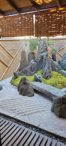 〒286-0025 千葉県成田市東町８５−１６