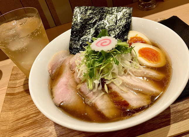 〒730-0032 広島県広島市中区立町５−２