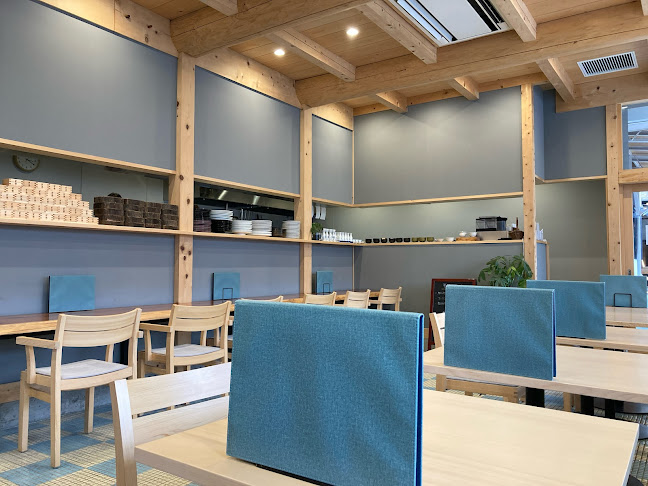 Sake Cafe にじみ - 飲食業