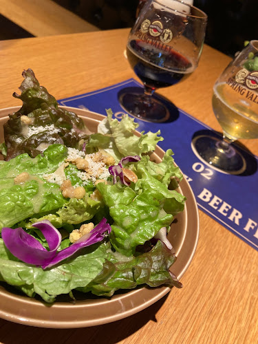 Opinii despre スプリングバレーブルワリー東京 în 渋谷区 - 飲食業