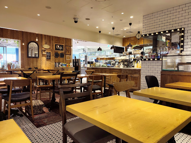 カフェノリータ アトレ川崎店 - 飲食業