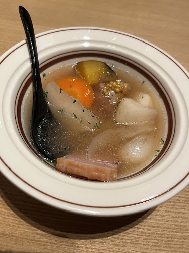 Comentarii opinii despre 厳選焼鳥 一石三鳥 三島店