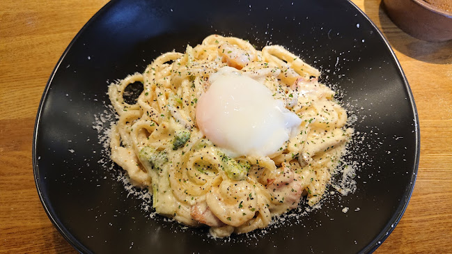 〒739-0025 広島県東広島市西条中央３丁目２６−５