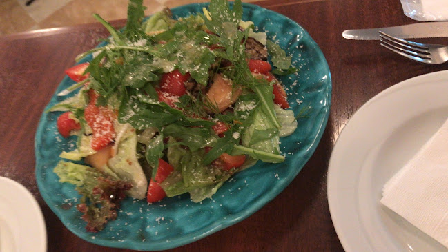 Opinii despre ナプル în 広島市 - 飲食業