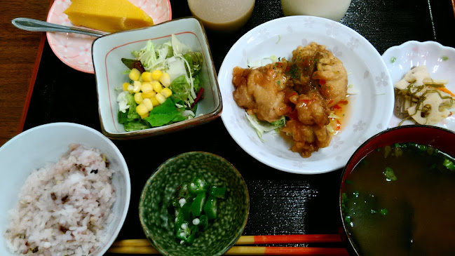 Opinii despre さくら食堂 în 名護市 - 飲食業