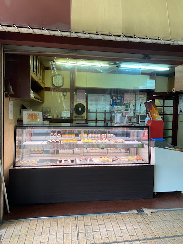 〒531-0071 大阪府大阪市北区中津３丁目１−３２ 阪急中津駅構内