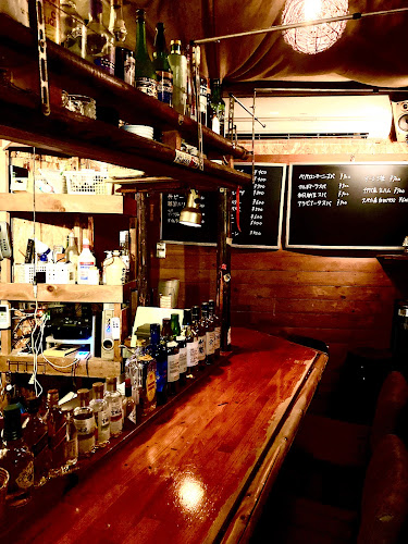 Comentarii opinii despre まかないバー (BAR Makanai)