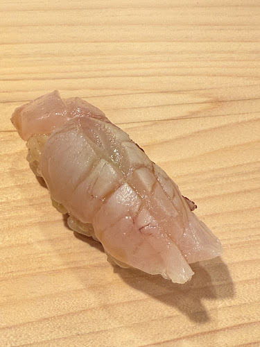 〒650-0004 兵庫県神戸市中央区中山手通１丁目６−２２ 宮ビル 1F