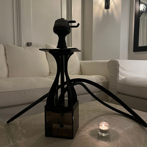 Comentarii opinii despre C.S.B 心斎橋店 シーシャカフェ&バー