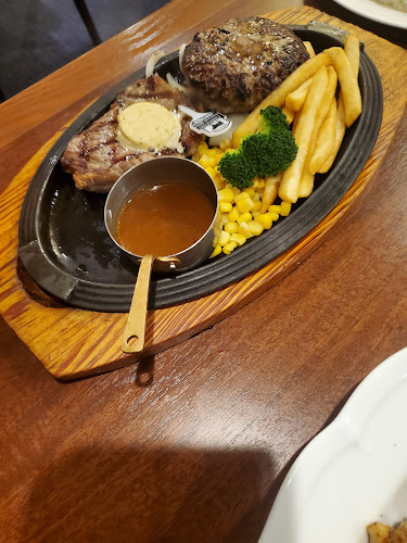 ロイヤルホスト橘通店 - 宮崎市