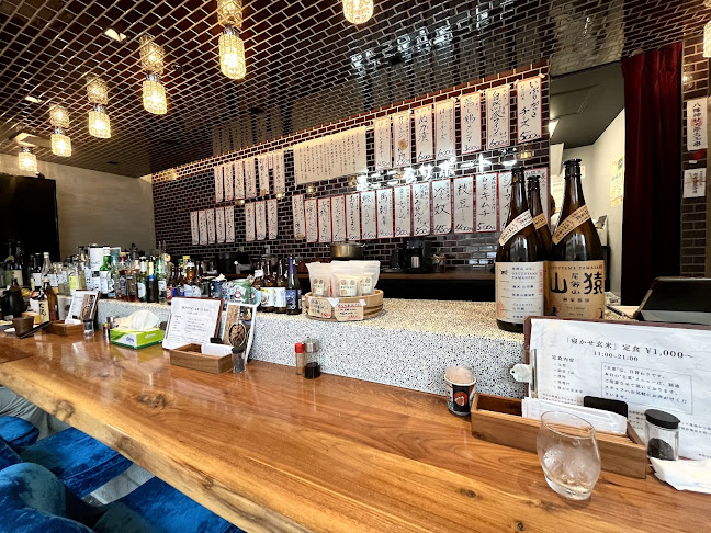 Opinii despre 街仲食堂 料理上手なおばあちゃんとお酒(2024年9月6日閉業) în 荒川区 - 飲食業