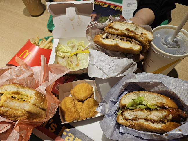 Comentarii opinii despre マクドナルド 天神橋筋六丁目店