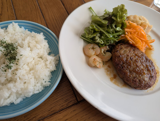 Opinii despre 炭焼きお肉とワイン ビストロ酒場 Le Timbre（ルタンブル） în 宇都宮市 - 飲食業