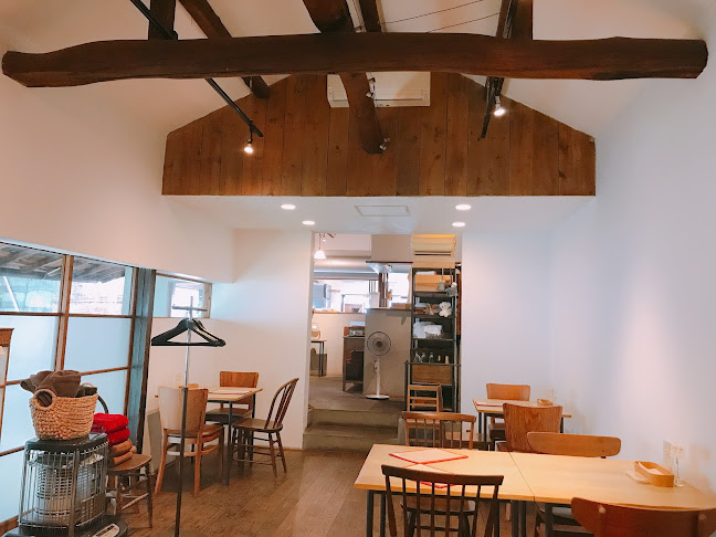 Opinii despre 薪窯焼パンのサンドTIKU- în 長野市 - 飲食業