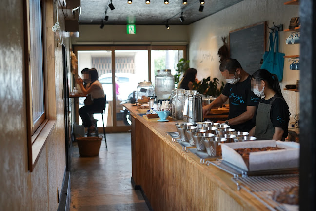 Opinii despre Lagom BAKESHOP (ラゴム ベイクショップ) în 草津市 - 飲食業