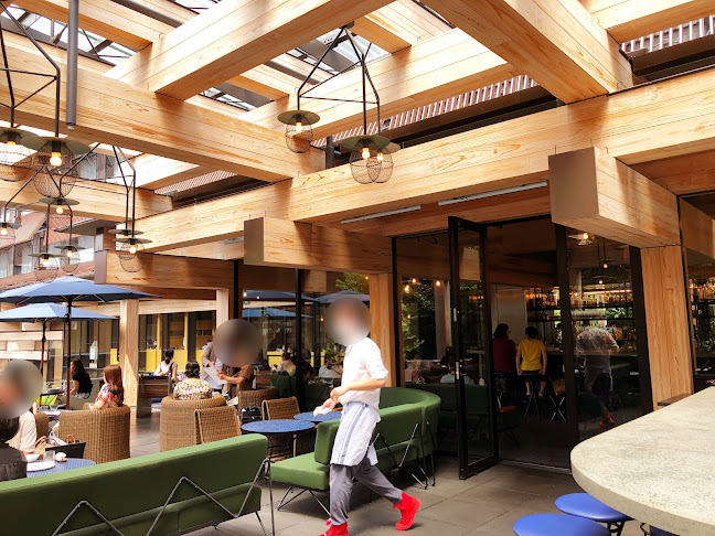 MR. MAURICE’S ITALIAN & Rooftop Bar（ミスター・モーリスズ・イタリアン&ルーフトップバー） - 飲食業