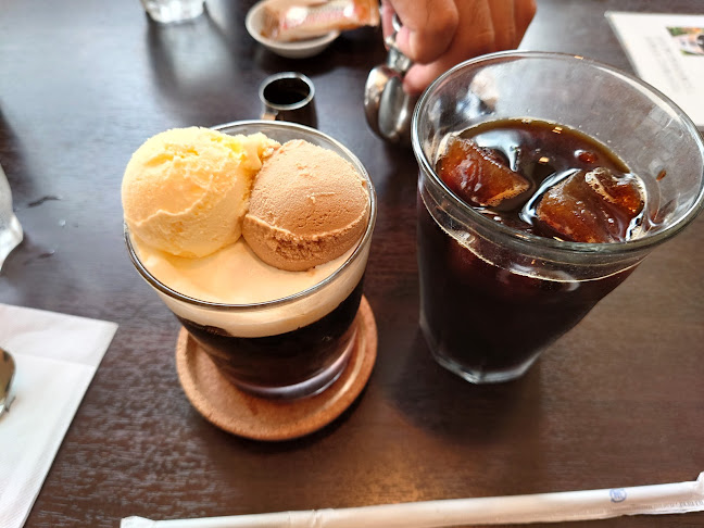 CAZAN珈琲店 本店